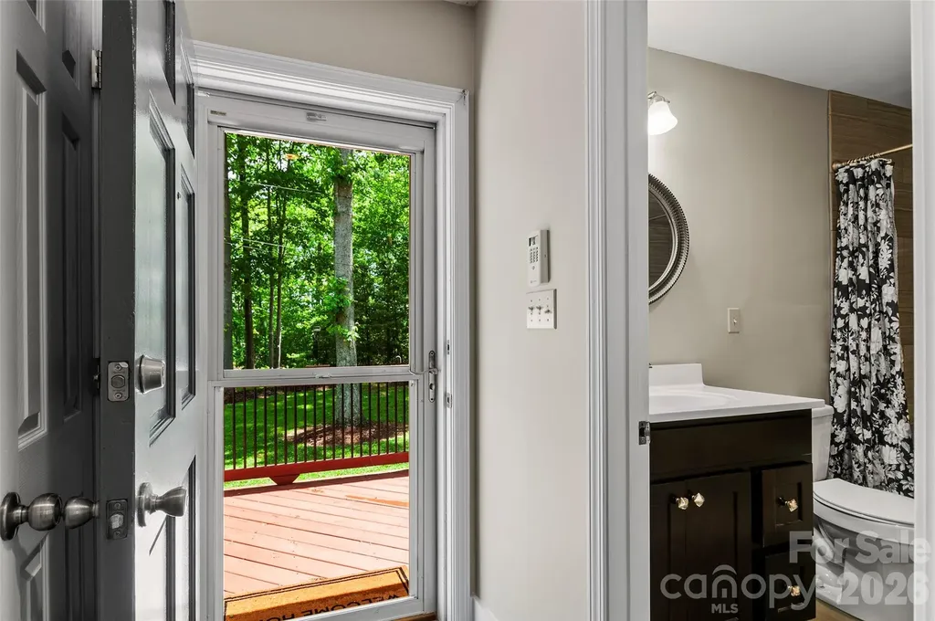 82 Sunburst Drive Waynesville NC 28786