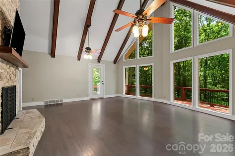 82 Sunburst Drive Waynesville NC 28786