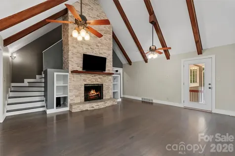 82 Sunburst Drive Waynesville NC 28786