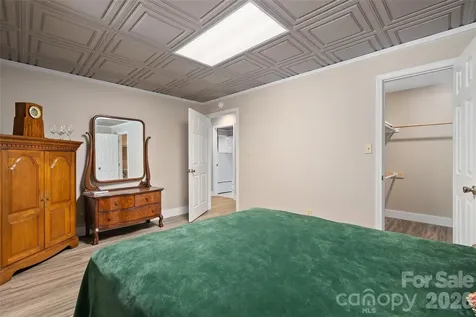 82 Sunburst Drive Waynesville NC 28786