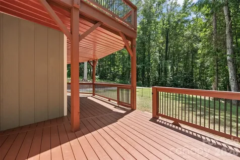 82 Sunburst Drive Waynesville NC 28786