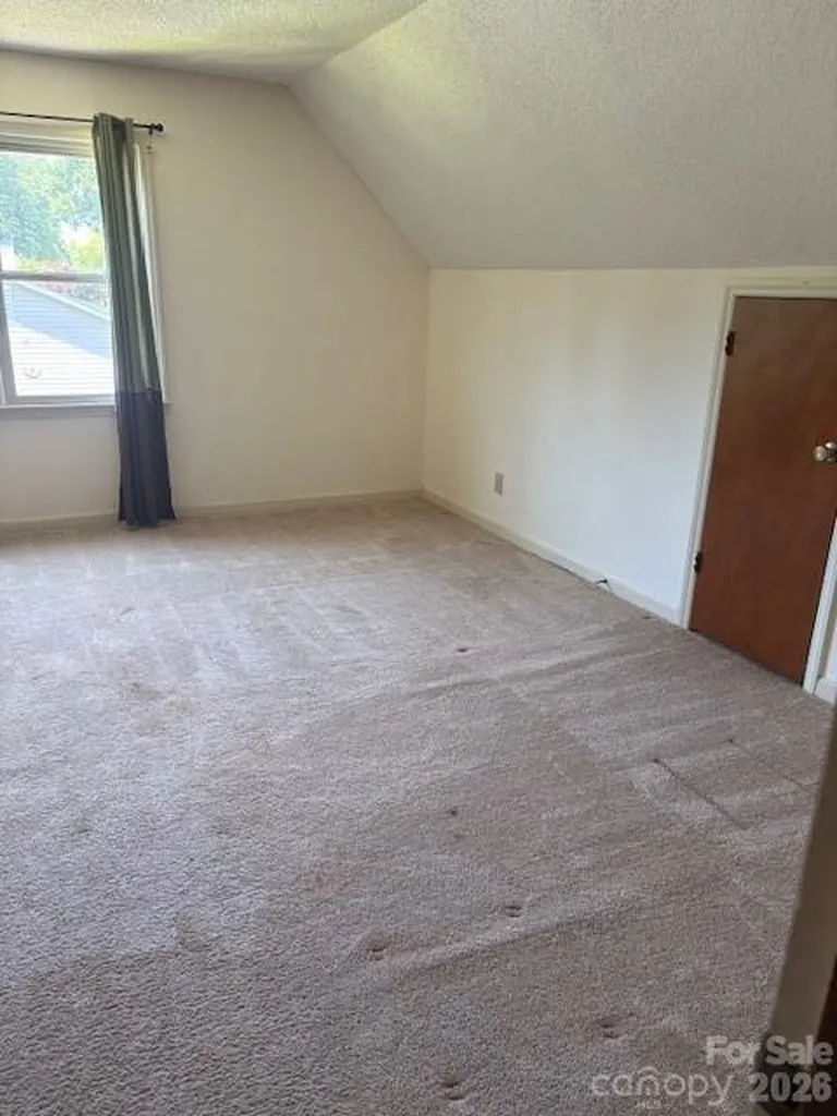 123 Valley Oaks Drive Advance NC 27006