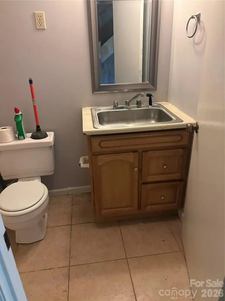 123 Valley Oaks Drive Advance NC 27006