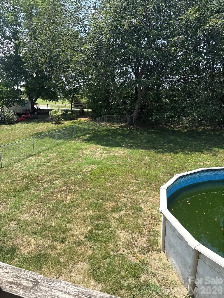 123 Valley Oaks Drive Advance NC 27006