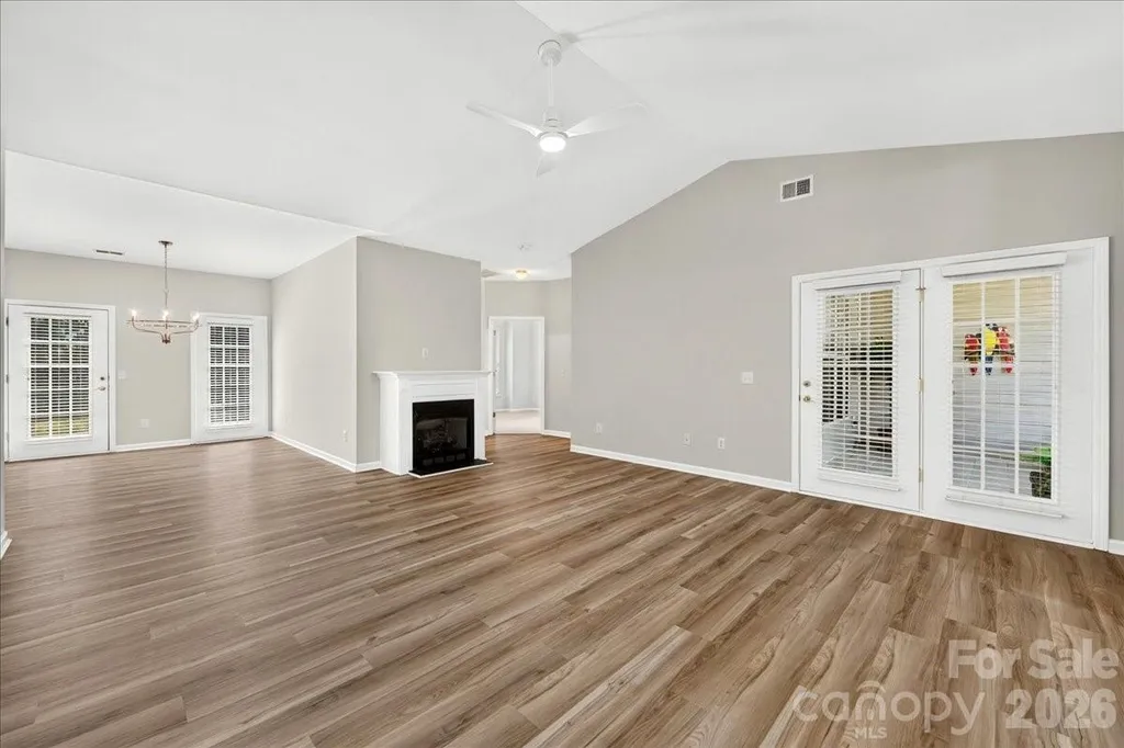 9236 Duckhorn Drive Charlotte NC 28277