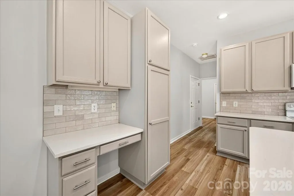 9236 Duckhorn Drive Charlotte NC 28277