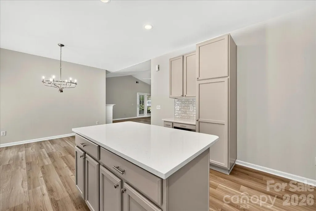 9236 Duckhorn Drive Charlotte NC 28277