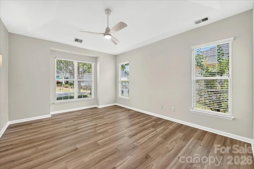 9236 Duckhorn Drive Charlotte NC 28277
