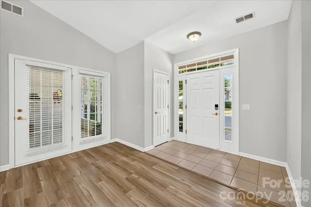 9236 Duckhorn Drive Charlotte NC 28277