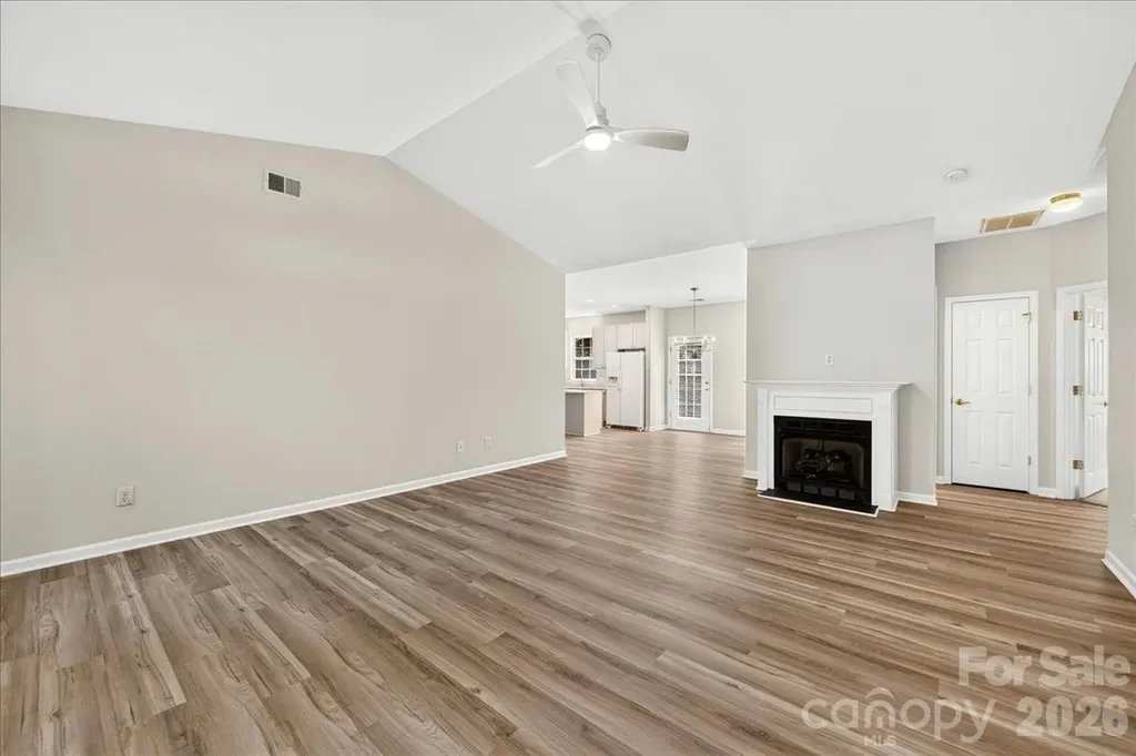 9236 Duckhorn Drive Charlotte NC 28277