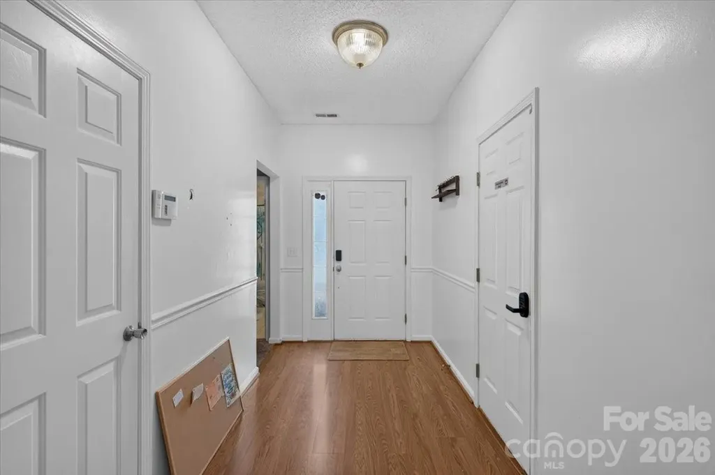 9207 Amy Drive Charlotte NC 28213
