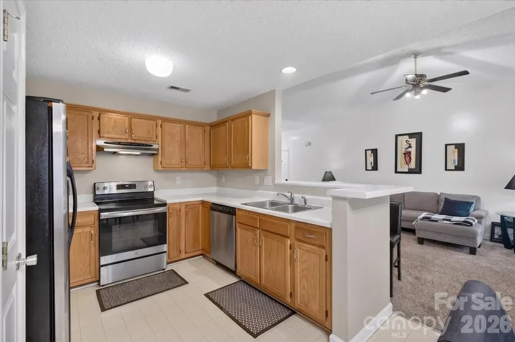 9207 Amy Drive Charlotte NC 28213