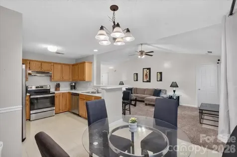 9207 Amy Drive Charlotte NC 28213