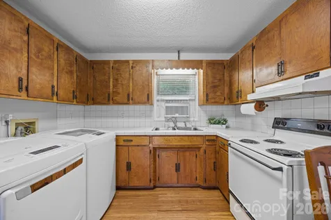 124 Lytle Cove Road Swannanoa NC 28778