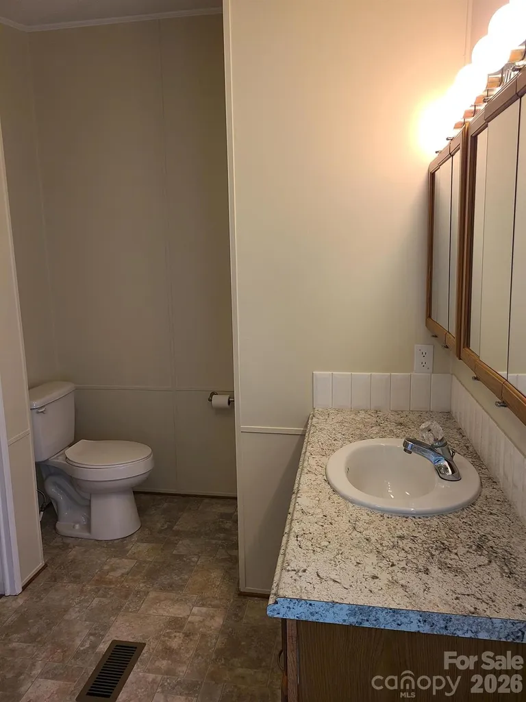 3111 Redbud Place Lenoir NC 28645