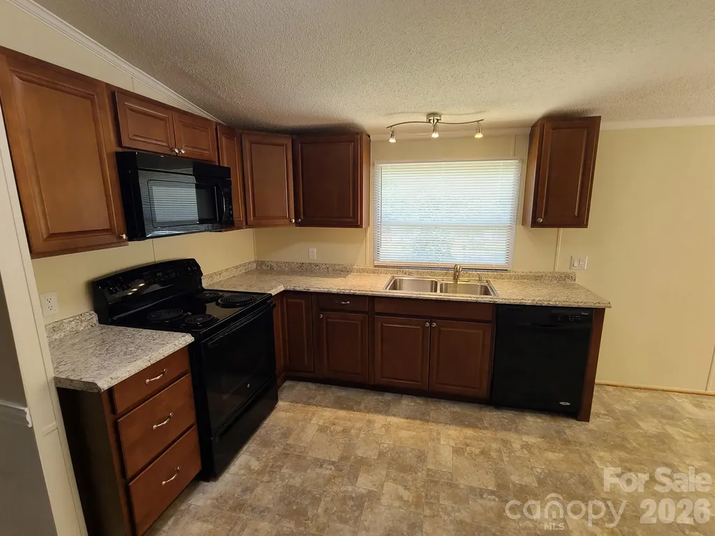3111 Redbud Place Lenoir NC 28645