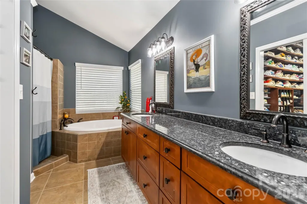 9122 Fairbridge Road Charlotte NC 28277