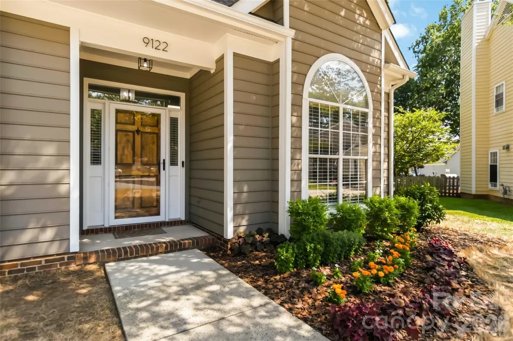 9122 Fairbridge Road Charlotte NC 28277