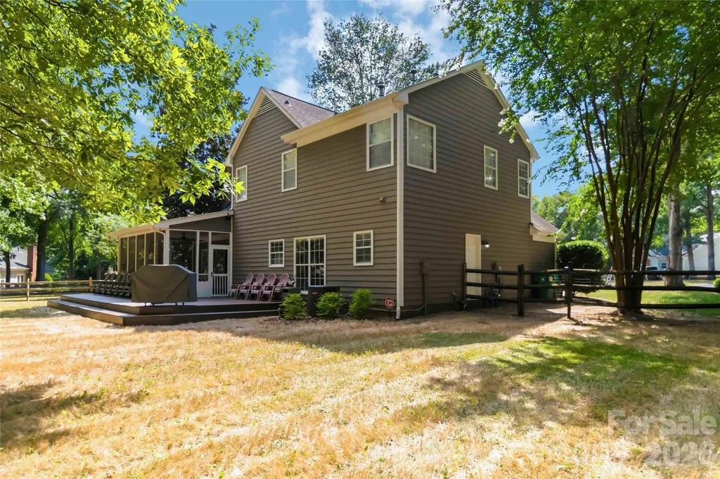 9122 Fairbridge Road Charlotte NC 28277