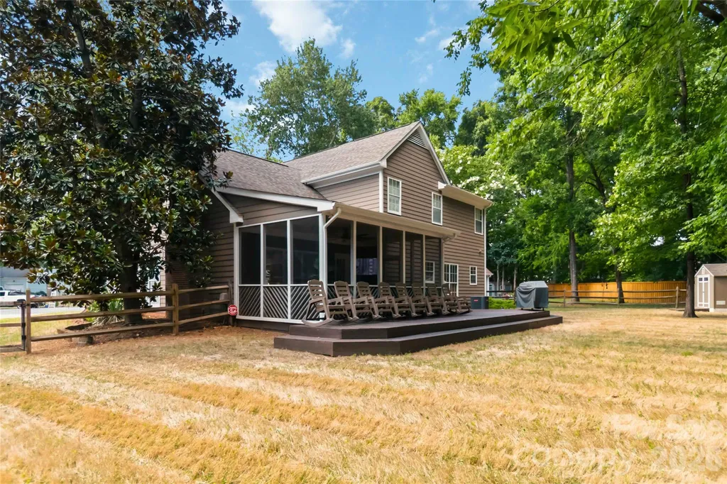 9122 Fairbridge Road Charlotte NC 28277