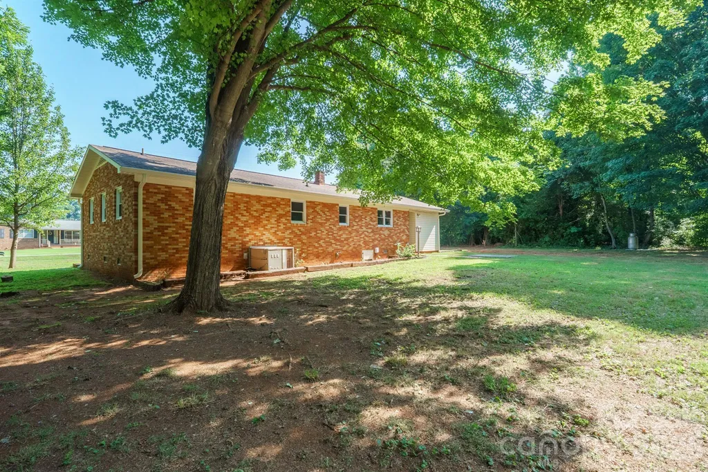 112 Summers Farm Road Statesville NC 28625