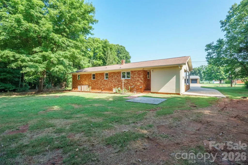 112 Summers Farm Road Statesville NC 28625