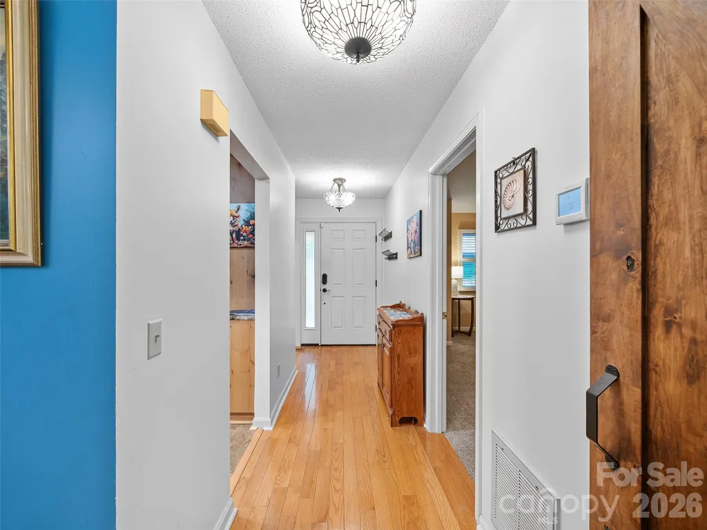 303 White Oak Drive Hendersonville NC 28791