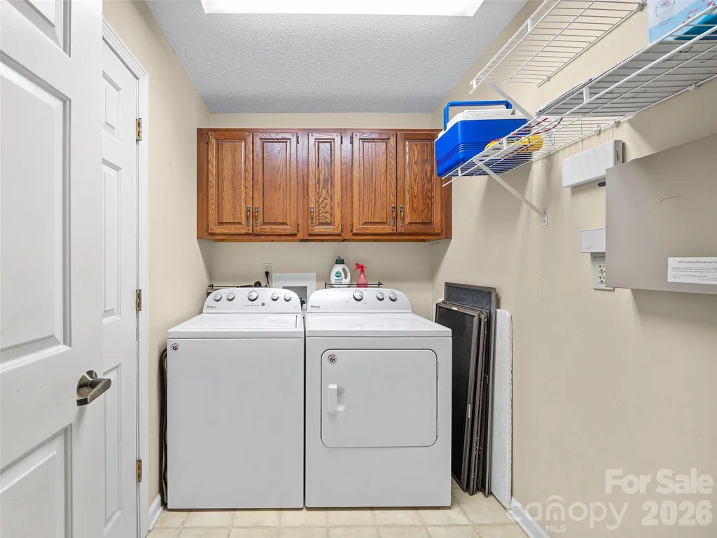 303 White Oak Drive Hendersonville NC 28791