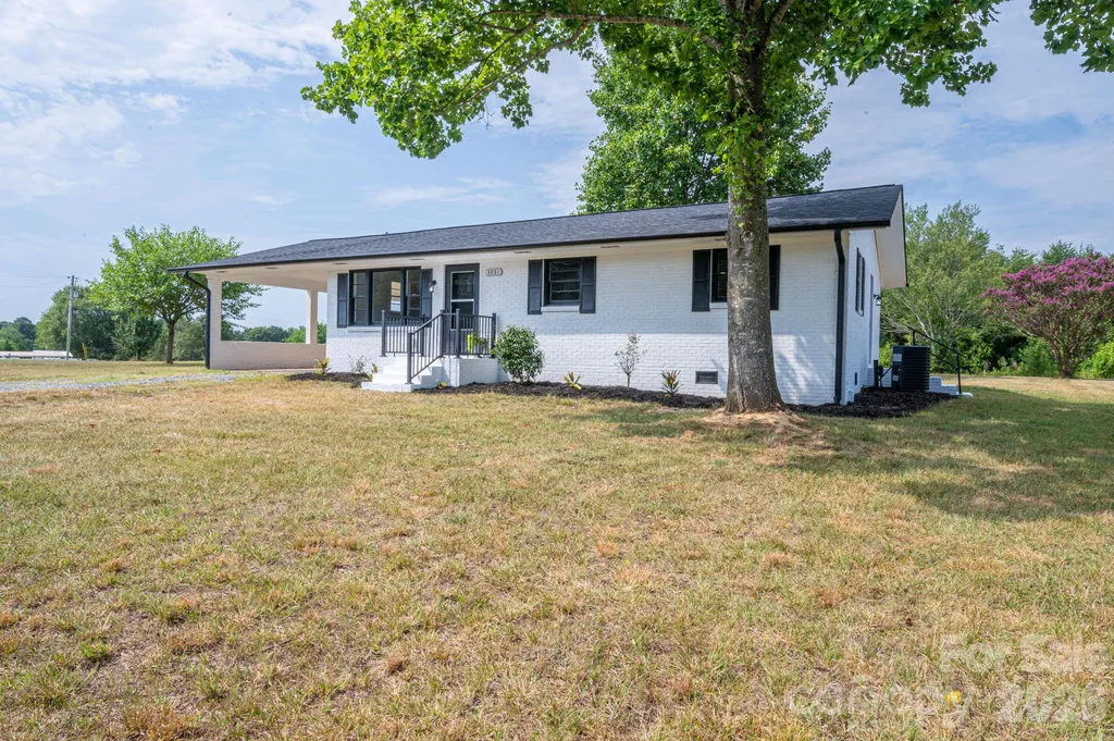 3331 Hog Hill Road Vale NC 28168