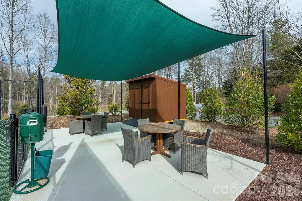 24 Falls Lane Henderson NC 28739