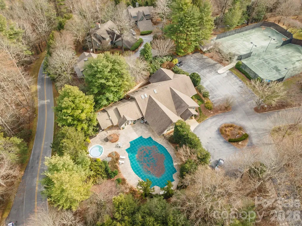 24 Falls Lane Henderson NC 28739