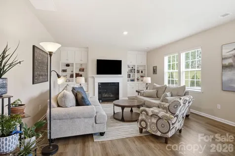 106 Hollywood Court Troutman NC 28166
