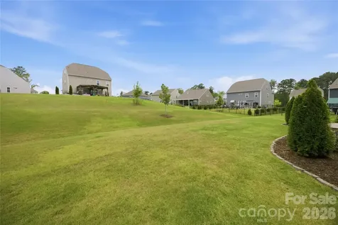 106 Hollywood Court Troutman NC 28166