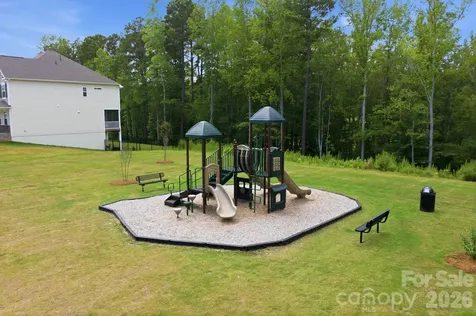 106 Hollywood Court Troutman NC 28166