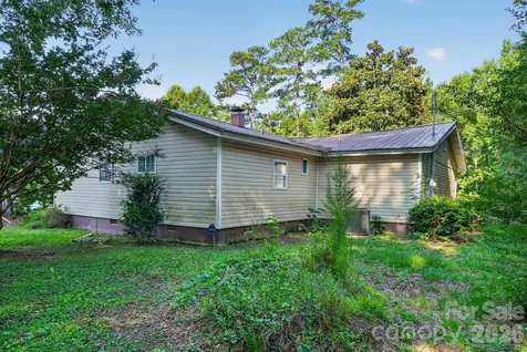 4494 Market Street Loris SC 29569