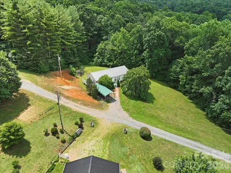 98 Cardinal Lane Burnsville NC 28714