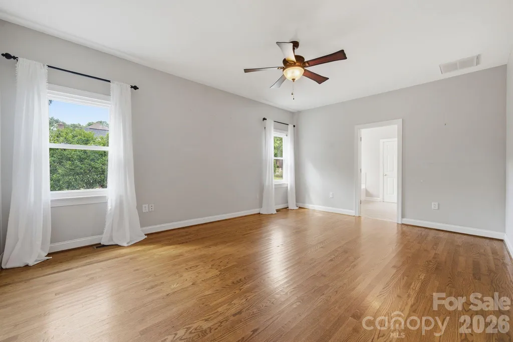 1423 Porch Swing Lane Matthews NC 28104