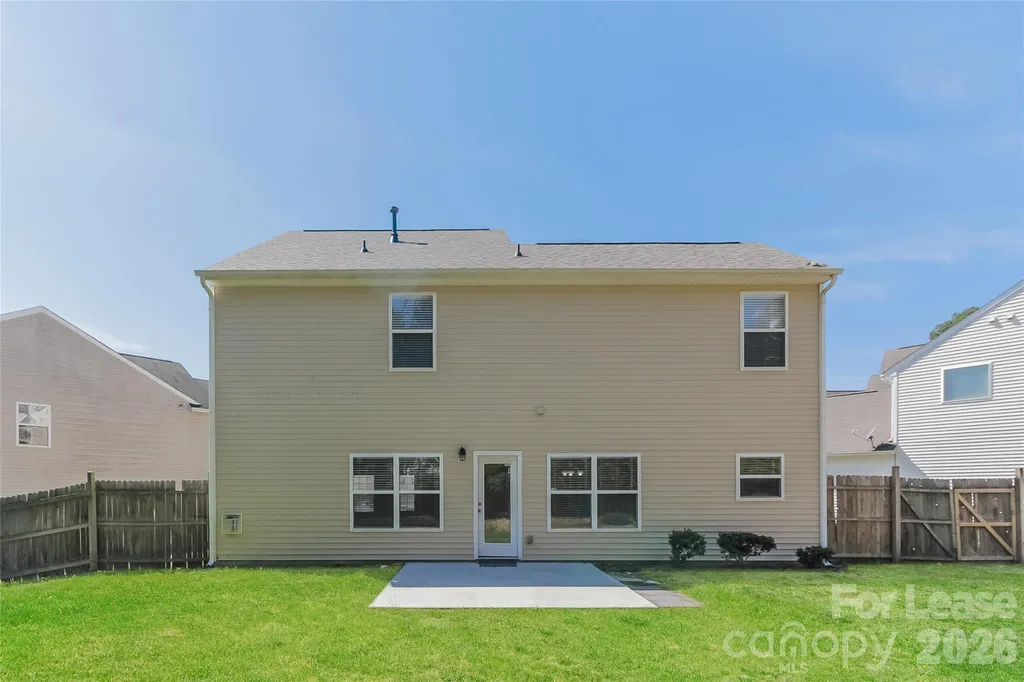 6702 Chieftain Drive Charlotte NC 28216