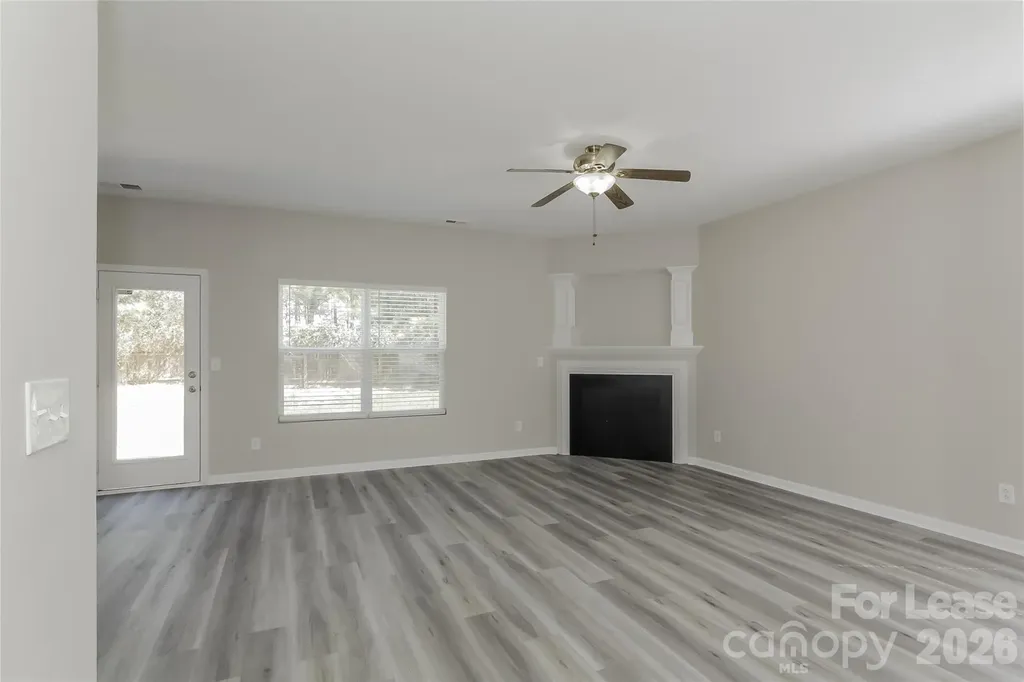 6702 Chieftain Drive Charlotte NC 28216