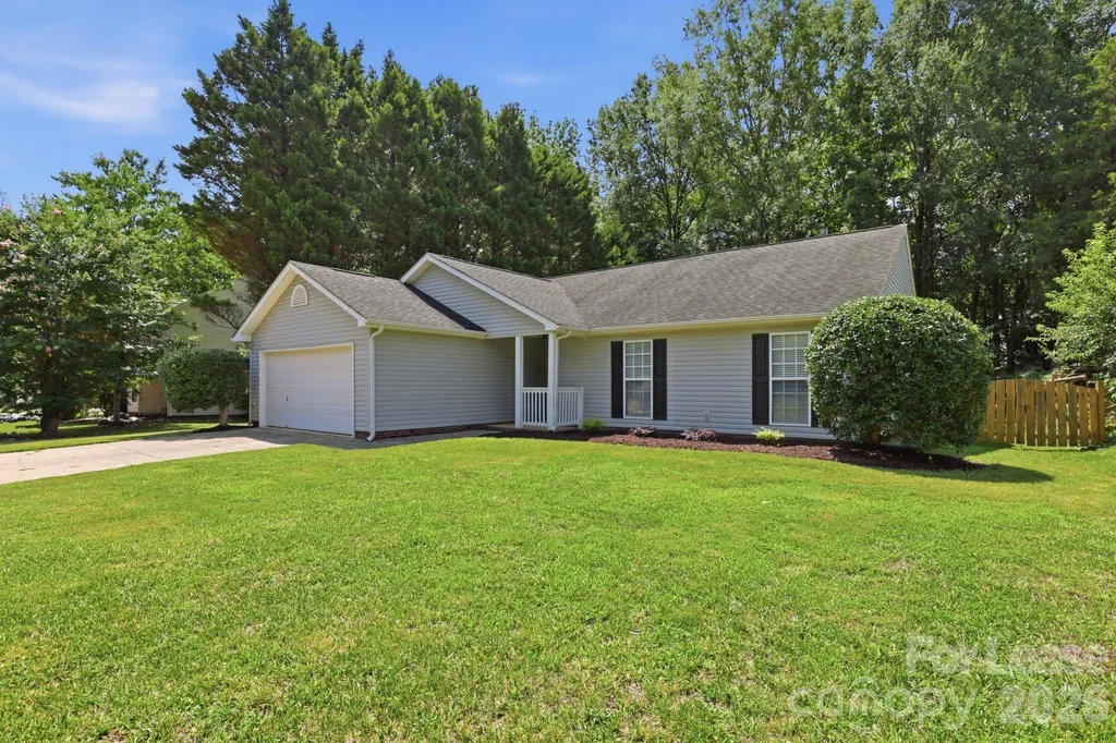 13114 Woodland Farm Drive Charlotte NC 28215