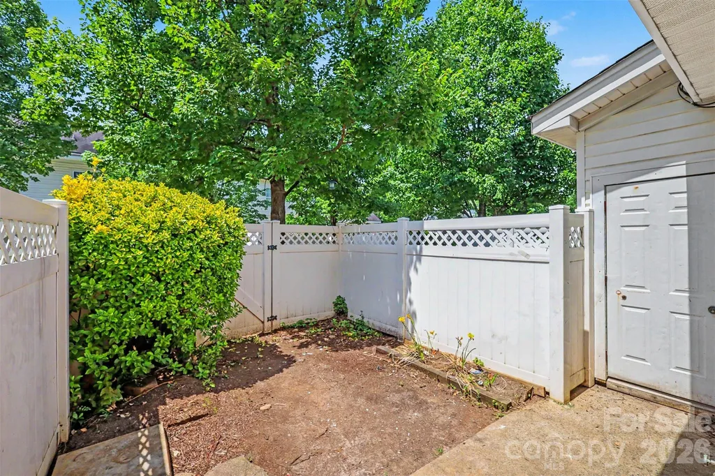 6414 Mallard View Lane Charlotte NC 28269