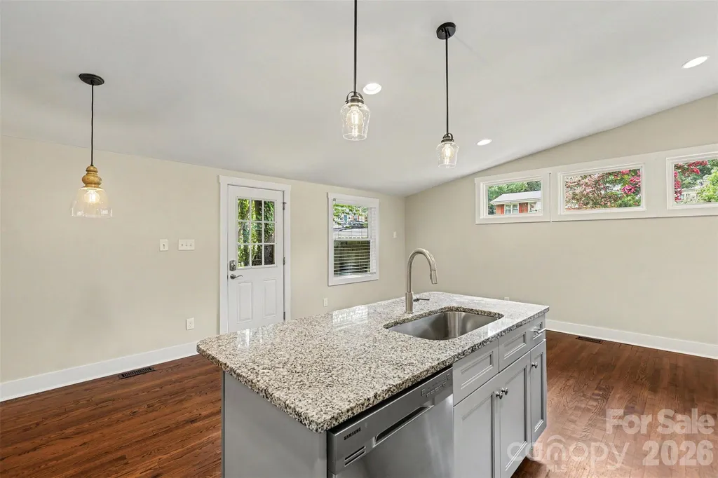 1338 Edgewater Drive Charlotte NC 28210