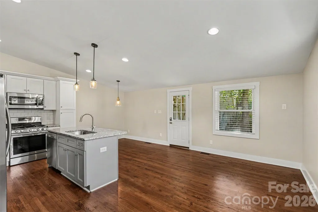 1338 Edgewater Drive Charlotte NC 28210