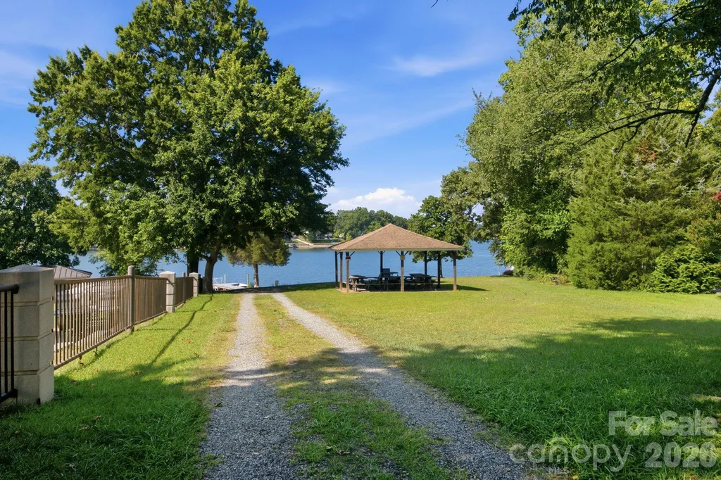 229 Elysian Drive Mooresville NC 28117