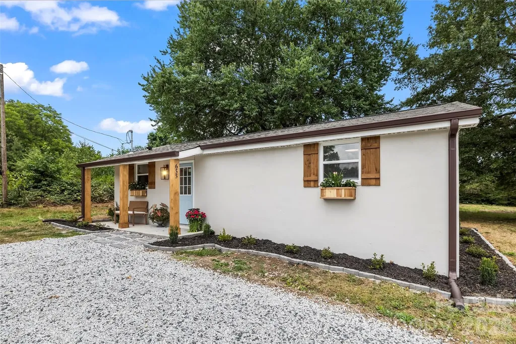 655 Lakeview Road Salisbury NC 28147
