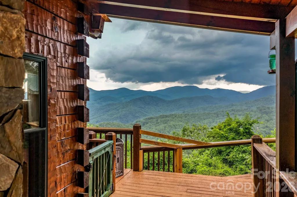 1411 Wolf Pen Road Old Fort NC 28762