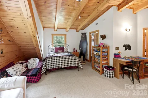 1411 Wolf Pen Road Old Fort NC 28762