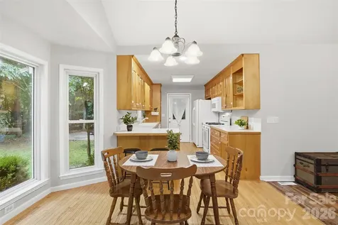 124 Stillmeadow Lane Troutman NC 28166