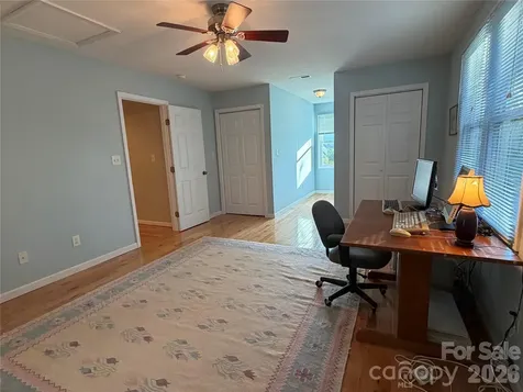 136 Johnnie Hills Burnsville NC 28714