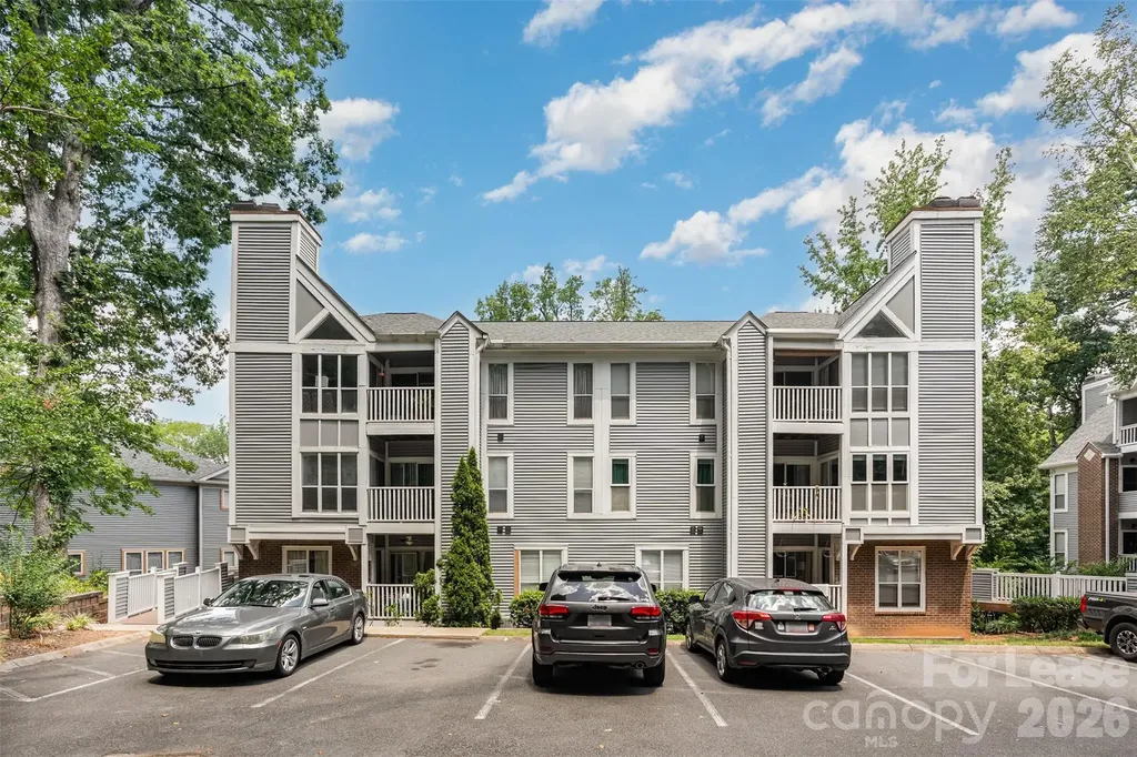 2516 Cranbrook Lane Charlotte NC 28207